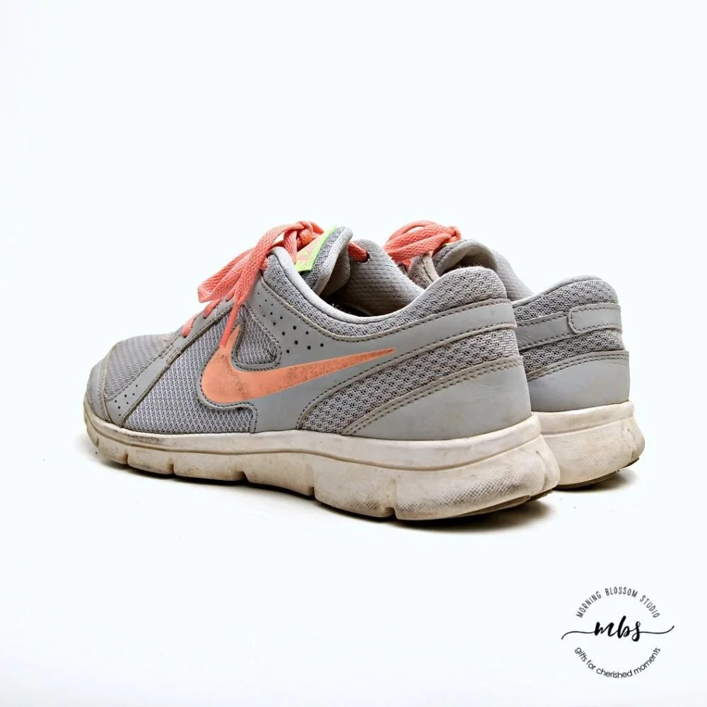 Nike women size